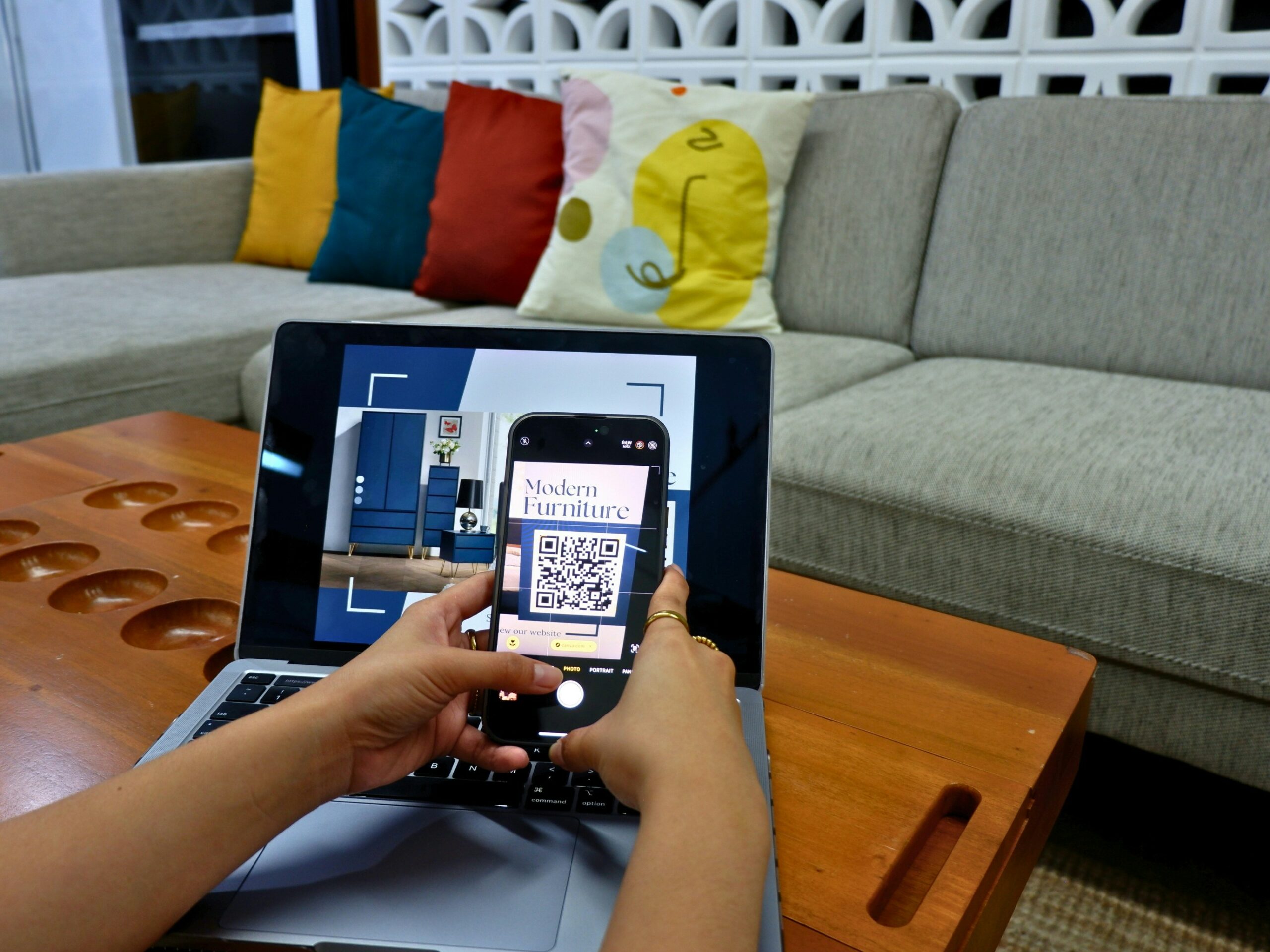 qr code furniture